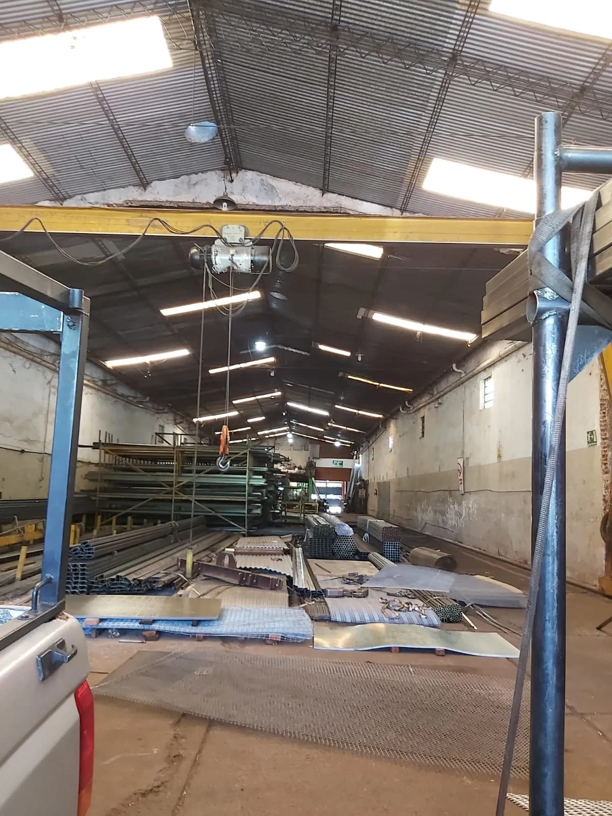 Propiedad comercial en venta de gran escala sobre Avenida Uruguay, Posadas