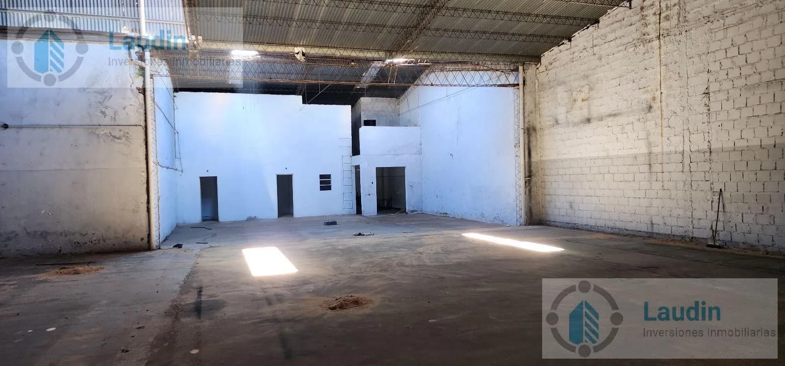 Se alquila oficinas con deposito en centro de Posadas