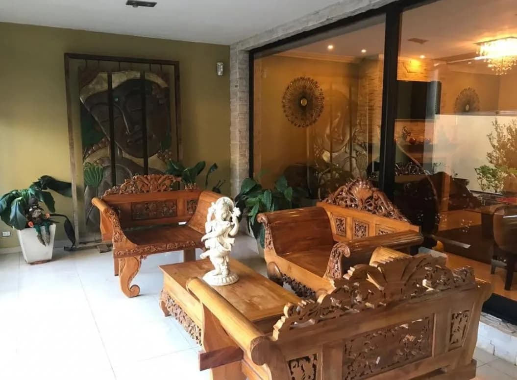 Casa en venta tres dormitorios y pileta Barrio del Lago