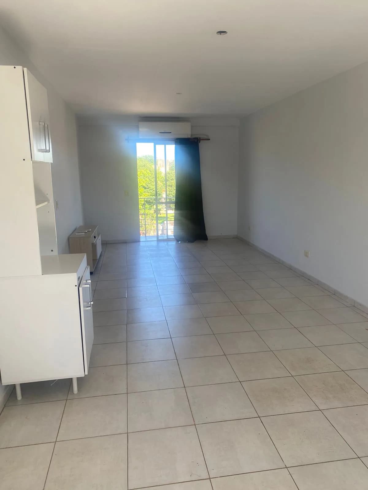 Alquila departamento z/ Santa Catalina y Tacuari  de 2 dormitorios