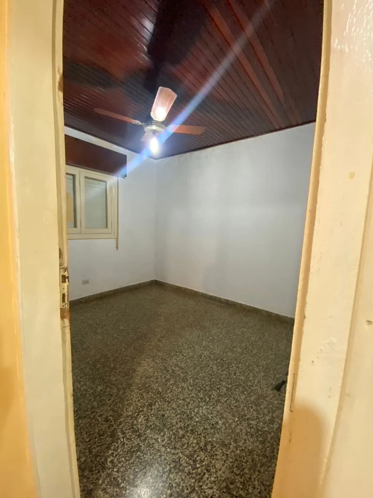 Casa en Venta Bº Luz y Fuerza z/ Sta Catalina  e Ituzaingo , 3 dormitorios con patio.