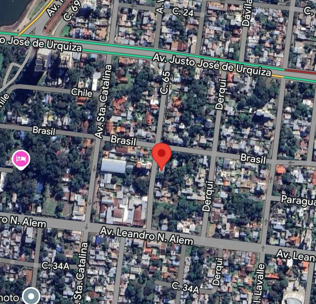 Casa en Venta sobre Calle Magri Z/ Avdas Sta. Catalina entre Alem y Urquiza