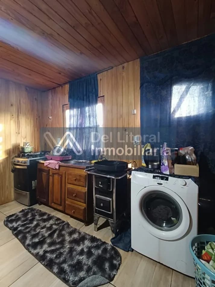 TERRENO CON CASA. Barrio Malvinas, San Vicente Mns