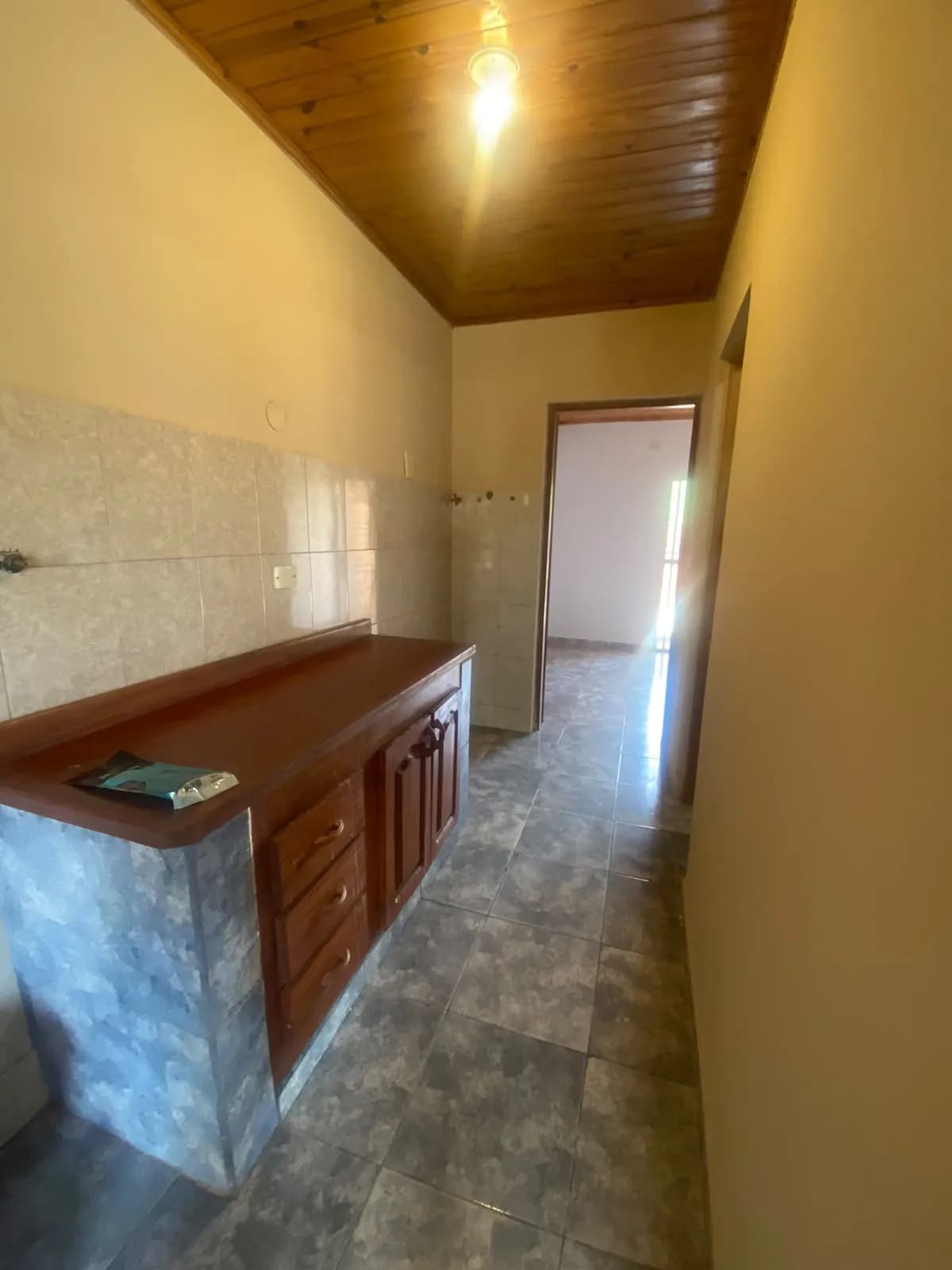 Casa en Alquiler de 2 dormitorios en B° Hermoso